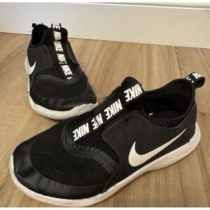 Nike Flex Runner Slip On Sneaker Running Shoe Black 2.5Y